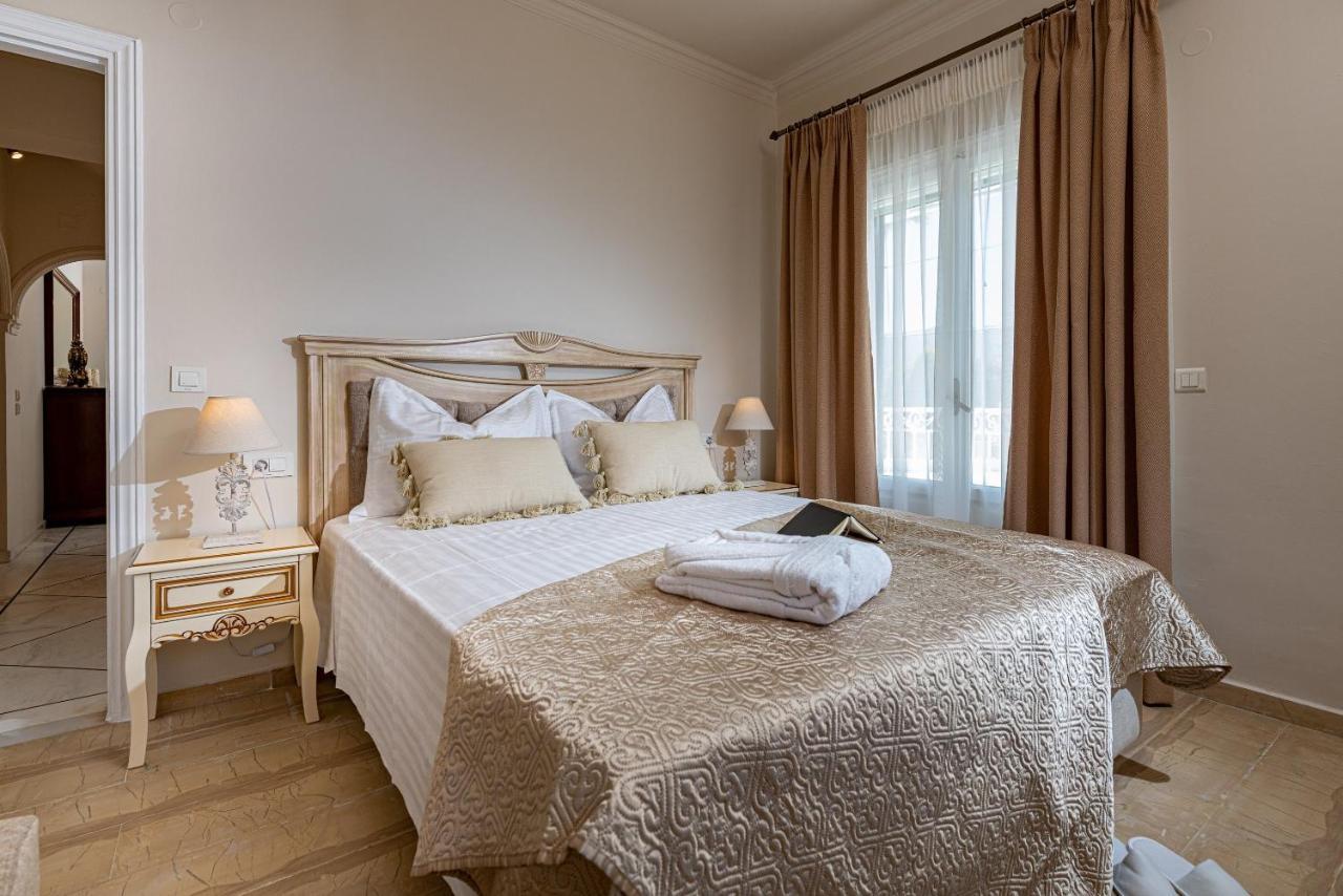 Aigli Villa Áyios Kírikos Exteriör bild