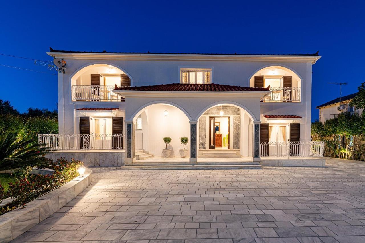 Aigli Villa Áyios Kírikos Exteriör bild